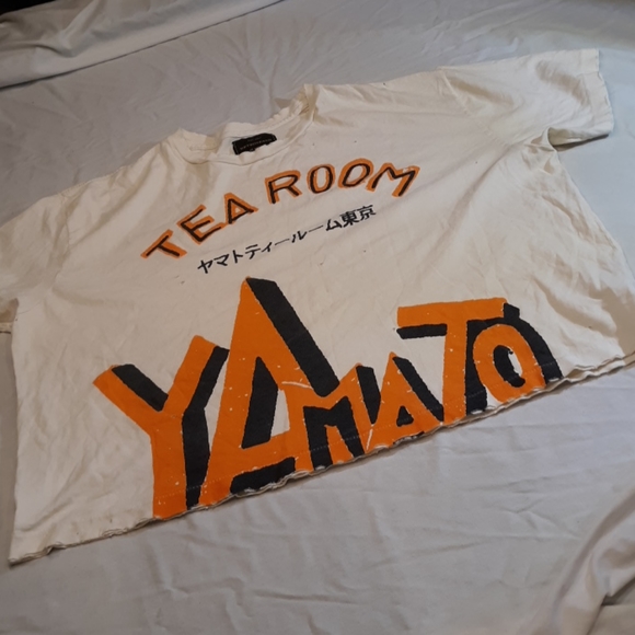 retrobrand Tops - Yamato White and Orange Crop Top